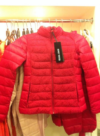 100 gr. inserto pizzo fuxia 49 euro.